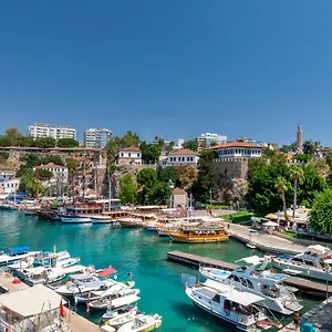 4* Отель Adalya Port